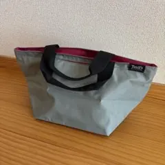 Item thumbnail for item 4df84215-dcd4-48d3-b508-5a550960ba02