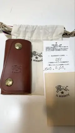 【新品 未使用】IL BISONTE イルビゾンテ　レザーキーケース　4連