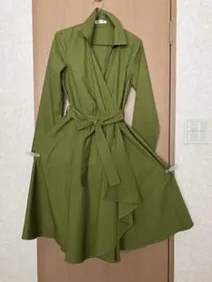 【美品】Lサイズ/ オリーブグリーン 長袖シャツワンピース