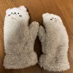 #値下げ　猫デザインのふわふわミトン