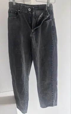 グレー ストレートデニム パンツのサムネイル