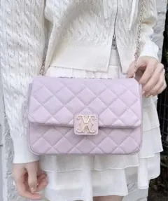 INGNI エンブレム付キルティングショルダーバッグ