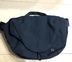 ★店舗完売品★ルルレモン lululemon バッグのサムネイル