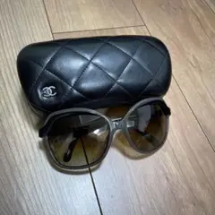 人気◇CHANEL サングラス Y2K パール ロゴ グラデーション 5338 - メルカリ