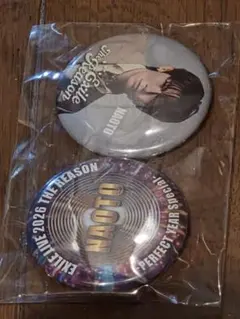 EXILE　NAOTO　ミニタオル　缶バッジ２個セット　⑤