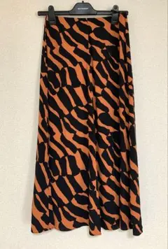 新品未使用タグ付きmarimekkoロングプリーツスカートセイレーニＳマリメッコ marimekko（マリメッコ）の「Seireeni / Oksien skirt（スカート