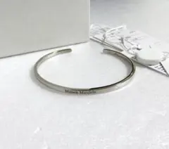 新品 Maison Margiela スターリングシルバー ロゴ バングル 05のサムネイル