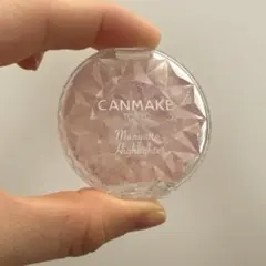 キャンメイク　むにゅっとハイライター　フェイスカラー　02