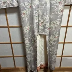 小紋、訪問着花柄 上質シルク光沢シルバーグレー袷極美品新品しつけ糸有り帯合わせ易