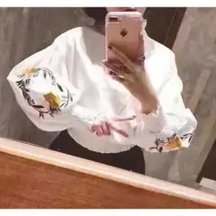 ボリューム袖の花刺繍ブラウス  送料無料☆