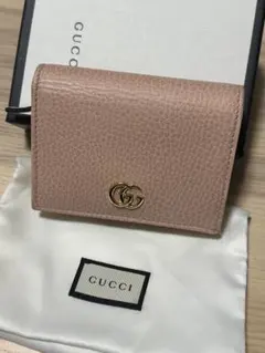 GUCCI 二つ折り財布 ピンク レザー