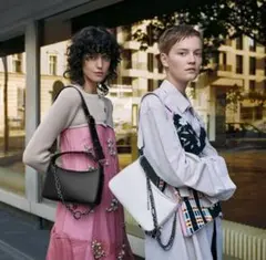 CHARLES & KEITH×ｂｏｔｈコラボバッグ白