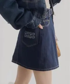 chico ベルト付きロゴ刺繍台形ミニスカート S