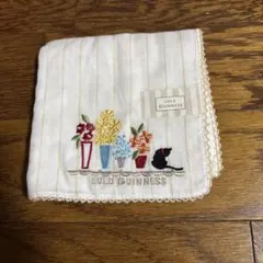 Lulu Guinness 花と黒猫のハンカチ