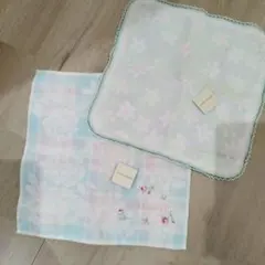 Laura Ashley　タオルハンカチ　２枚セット