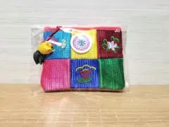 【新品】パッチワークデザイン　カラフルミニ ポーチ　ミニケース