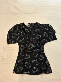 【美品】MARNI 半袖ブラウス 40サイズのサムネイル
