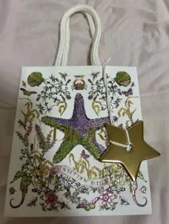 Dior ショップ袋 花と星のデザイン