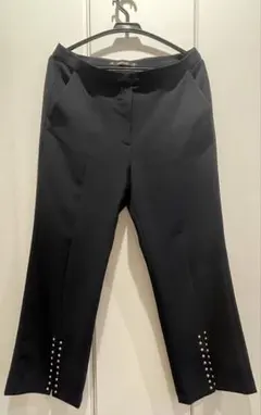 ZARA スタッズ付き紺色スラックス