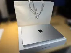 【美品】MacBook Pro M4 16GB 512GB シルバー