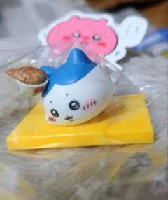 ちいかわ×松屋コラボ　第2弾　鬼辛カレー　オリジナルフィギュア　ハチワレ