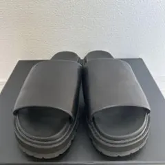 ZARA ブラック スライドサンダル