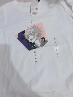 UNIQLO 呪術廻戦 コラボ　五条悟 Tシャツ　Sサイズのサムネイル
