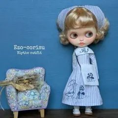 ブライス　アウトフィット　青糸　刺繍　ワンピース　つけ襟　バッグ　バブーシュカ