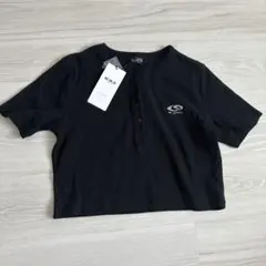 SLOPPY ヘンリーネック 半袖Tシャツ ブラック Fのサムネイル