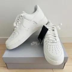 【27cm新品未使用】NIKE エアフォースワン　AIR FORCE 1のサムネイル
