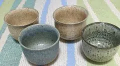 ほぼ未使用　素朴で重厚な品物 陶器製食器セット 4個セット