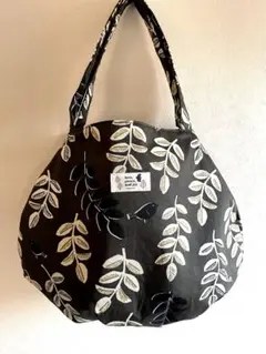 タック入りバッグ