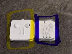 Apple 純正 有線イヤホン ホワイト（左、黄色枠）