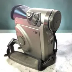 キヤノン ビデオカメラ「IXY DV3」のサムネイル