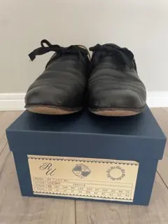 黒レザーリボンシューズ