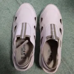 Item thumbnail for item 4812da2d-fe96-4ea5-9e56-42dc852502bc