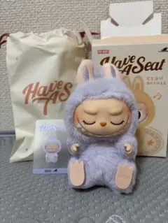 ラブブ　LABUBU Have a Seat ぬいぐるみ　ZIZI