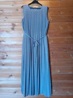 ナチュラルビューティーベイシック ノースリーブ ロングワンピース　Мサイズ