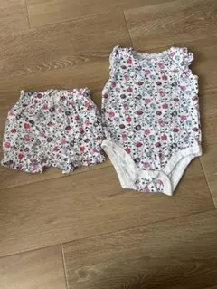 baby GAP 花柄ロンパースとショートパンツセット 12-18ヶ月