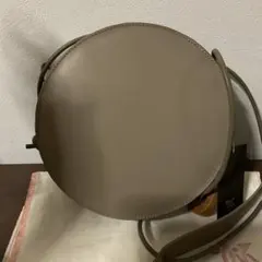 ☆開店セール☆ 新品未使用 美品 YURUKU レザー ラウンドボックスバッグ