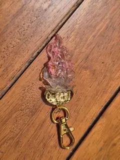 クラゲのレジンキーホルダー ハンドメイド