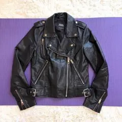 美品✨ZARA フェイクレザージャケット　ライダース　黒　ブラック　XS