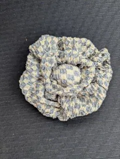 コサージュ。 優しい新素材の手づくりのコサージュです。 可愛いです。