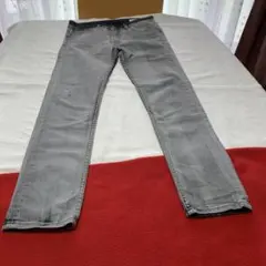 Item thumbnail for item 9cba37fb-c2d5-4a22-8732-7f022eb61c5a