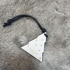 Valextra クリスマスツリー チャーム ホワイト