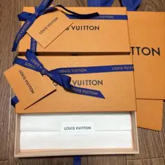 LOUIS VUITTON ギフトボックスセット空箱、紙袋付き