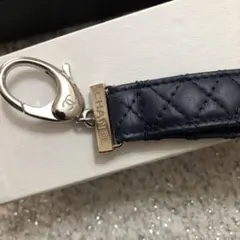 CHANEL マトラッセ ネック キーリングシルバー