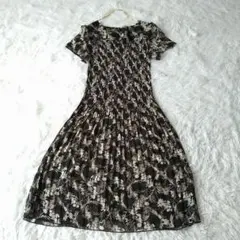 シアーフリル半袖花柄ワンピース Mウエストたっぷりギャザー