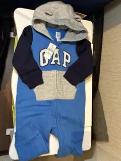 ★新品★タグ付き　baby GAP 80㌢　フード付きロンパース　裏起毛