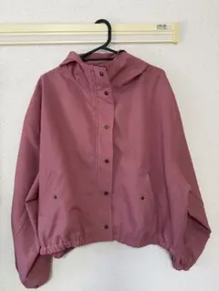 【キキ様専用】GORGE ゴージ フード付 マウンテンパーカー 薄手　ピンク